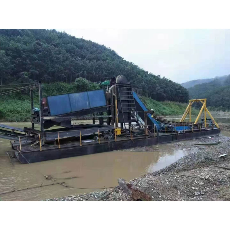 河道链斗淘金船